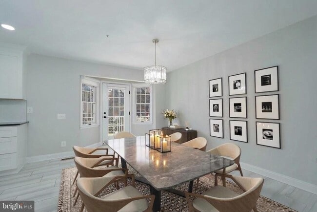 Photo - 28 Sterling Ct