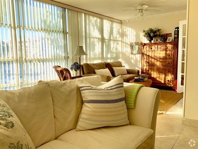 Building Photo - 801 Three Islands Boulevard Unit 220 Rental