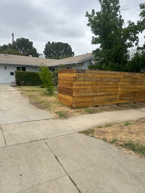 Photo - 7450 Ponce Ave House