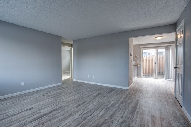 Photo - Saint Marys Crossing