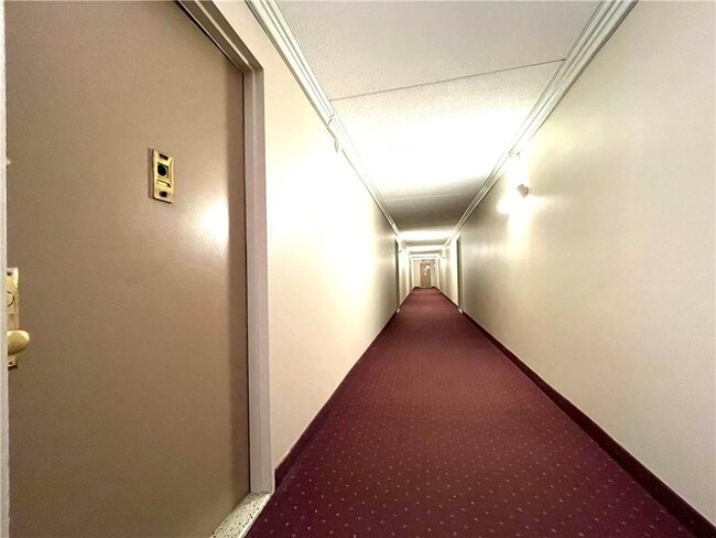 Photo - 35 Park Ave Unidad 2L