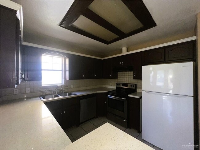 Photo - 12 N 28th St