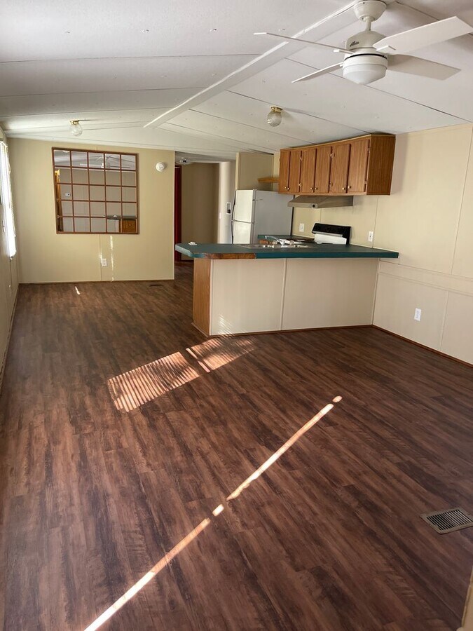 Photo - 130 Jordyn Lane