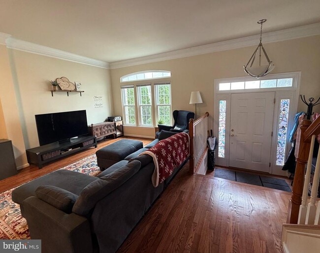 Building Photo - 4587 Derring Ln