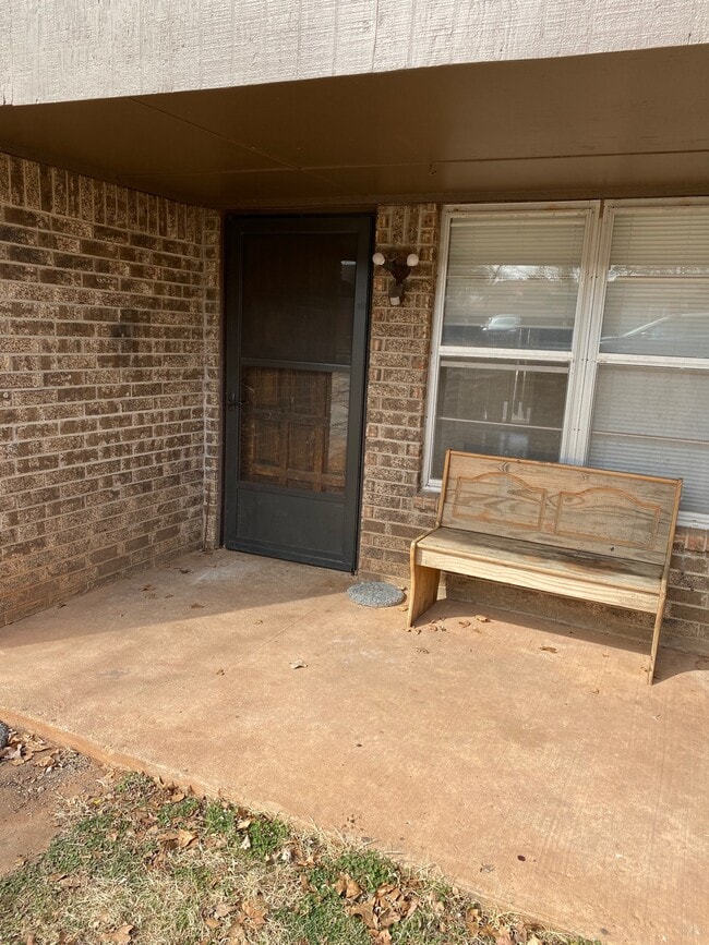 Photo - 3013 Gwendolyn Ln