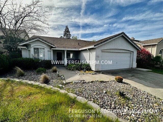 Photo - 1243 S Bluff Dr