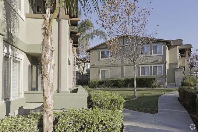Yorba Linda Apartments