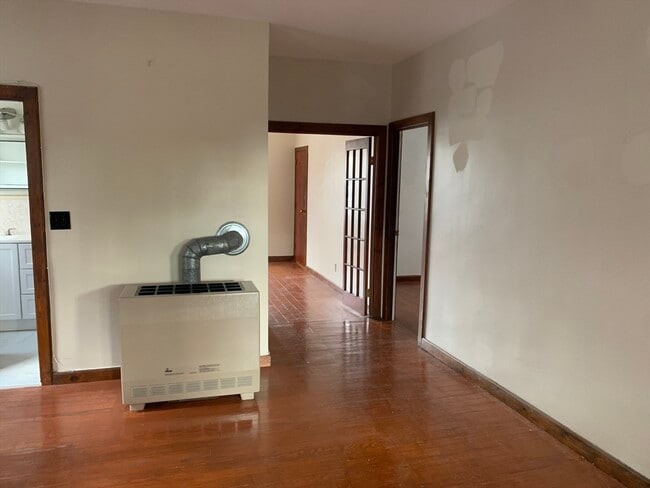 Photo - 347 Lawton St Unit 2