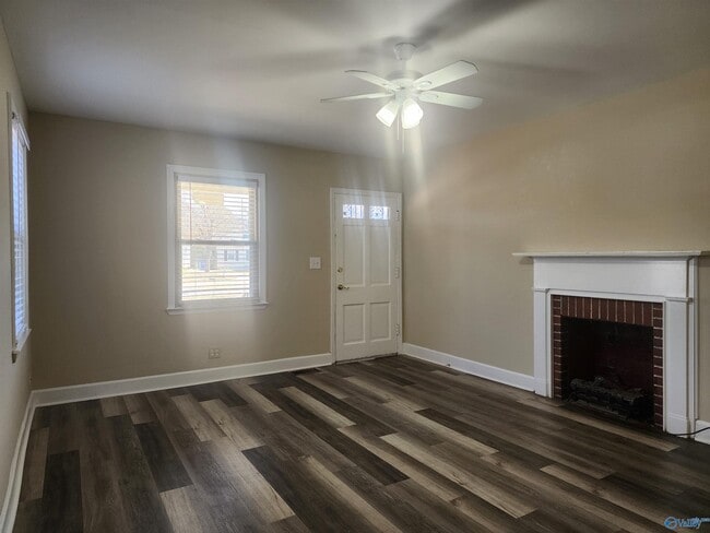 1900 Vanderbilt Cir SW