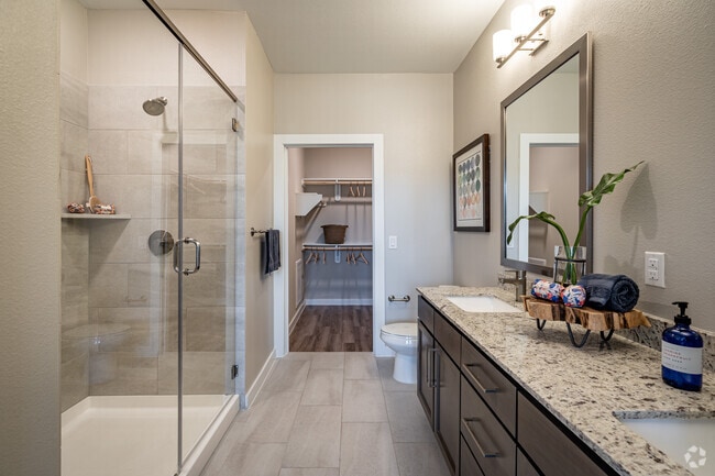 1BR, 1BA - 828SF