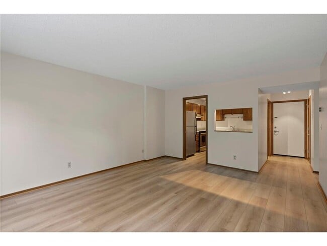 Photo - 210 W Grant St Unit 607