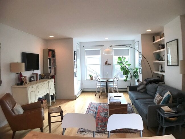 Photo - 105 Gore St Unit 4