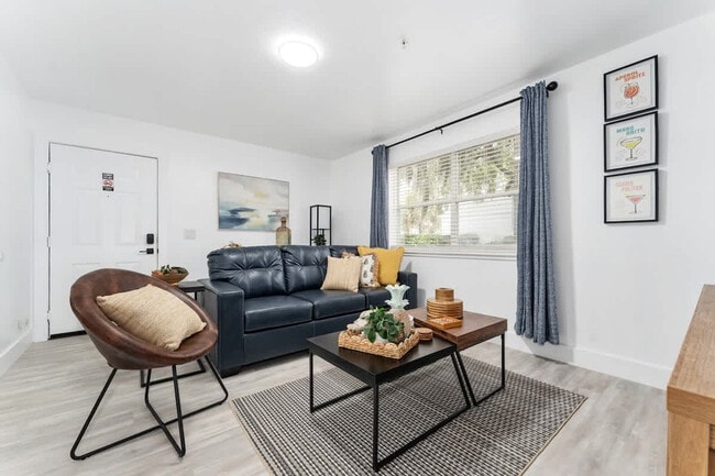 Photo - 2360 SW Archer Rd Unit ID1355835P