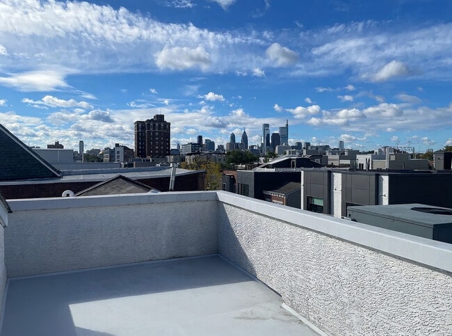 Building Photo - 1439 N Franklin St