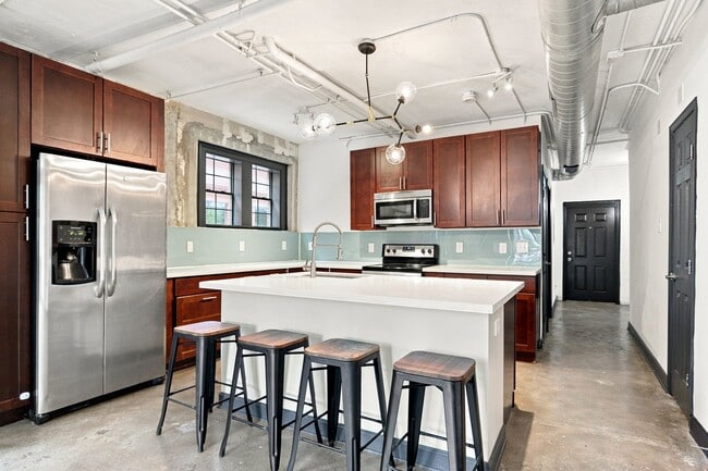 Building Photo - 6825 Avenue C Unit C