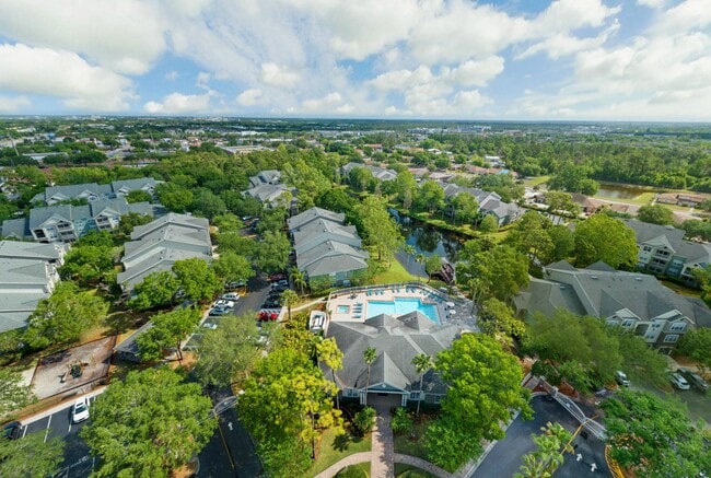 Ashton at Waterford Lakes