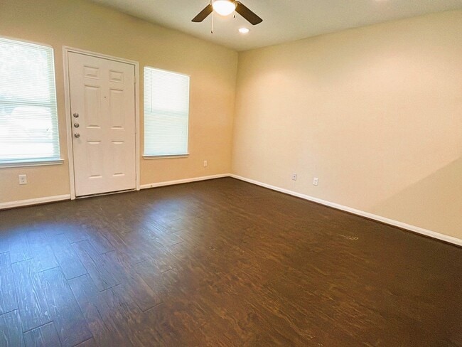 Photo - 8526 Homewood Ln