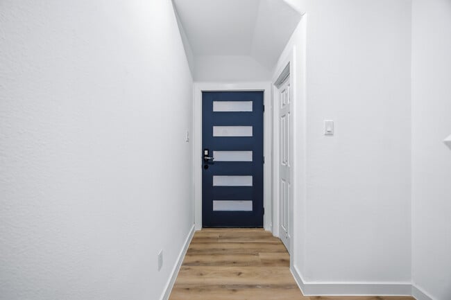 Photo - 9316 Sundown Dr