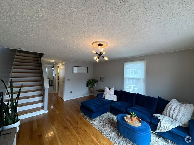 Building Photo - 250 Congress Ave Rental