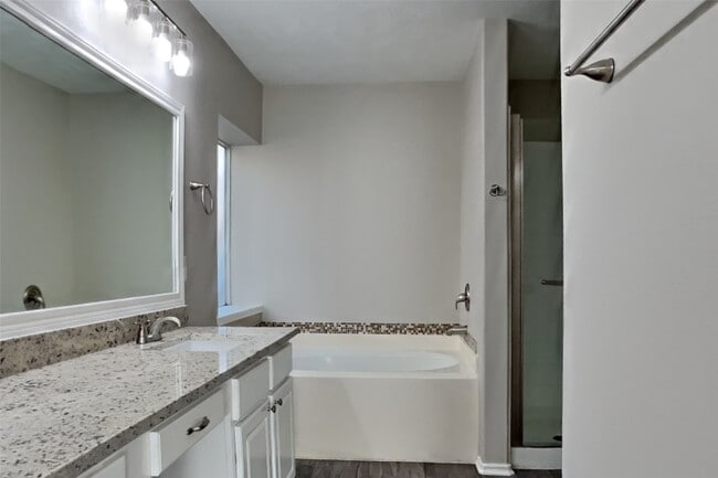 Photo - 32106 Willow Creek Park