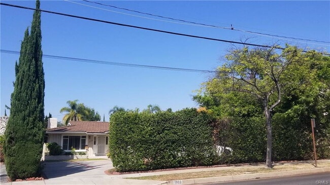 Building Photo - 1809 S El Molino Ave Rental