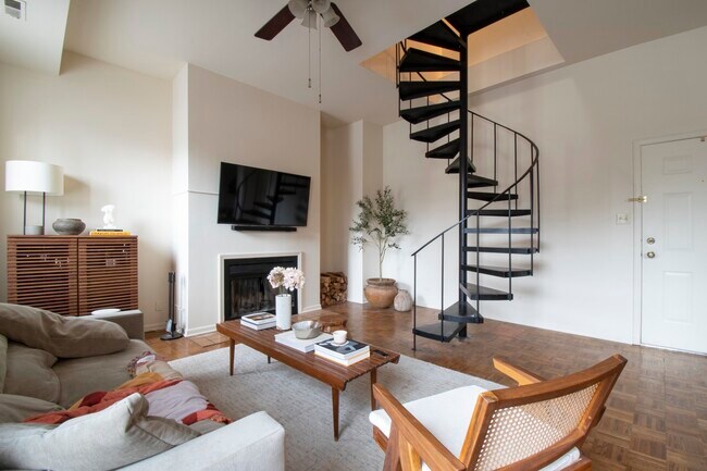 Photo - 3751 N Halsted St Unidad 201