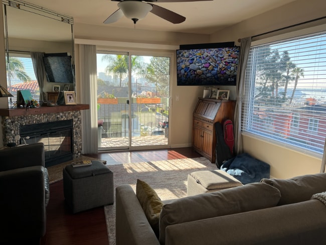 2957 Columbia St Unit 9