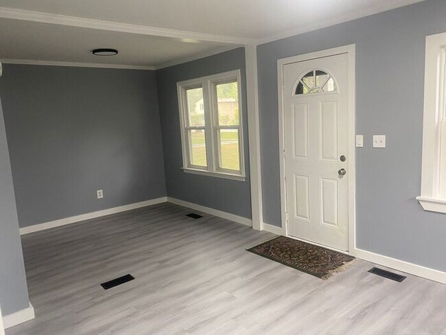 Photo - 28522 Fairfax St