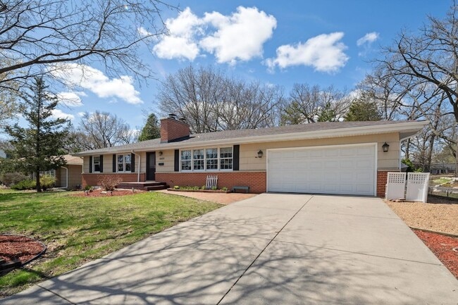 Photo - 6429 Mendelssohn Ln House
