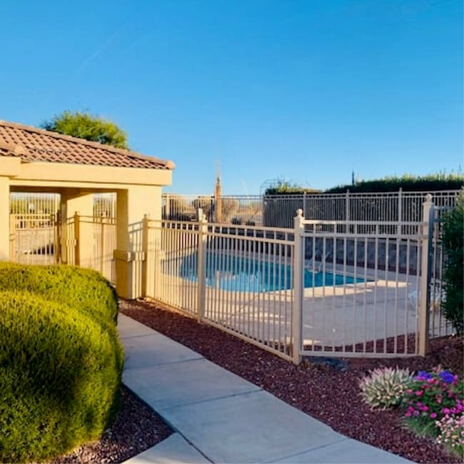 Swimming Pool - Vista Del Norte