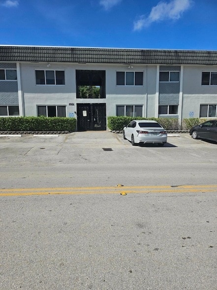 Photo - 1001 SE 16th St Unit 17