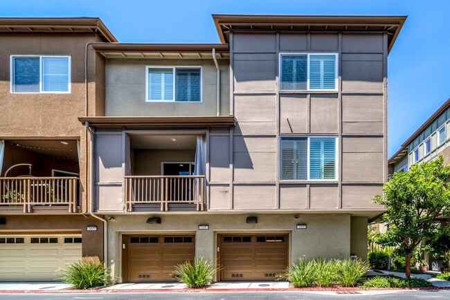 Building Photo - Coming soon - 2Bed/2.5Bath TOWNHOUSE FOR RENT IN MILPITAS - $3,850/mo