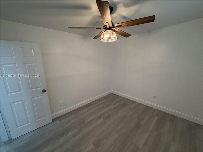 Photo - 3962 Inverrary Dr