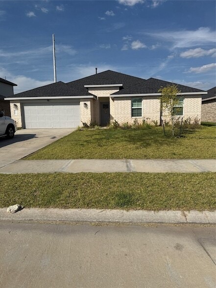 Photo - 31514 Avebury Lake Ln