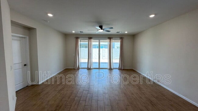 Photo - 18148 W Daley Ln