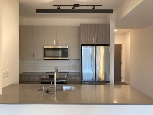 Photo - 630 N Franklin St Unit 1008