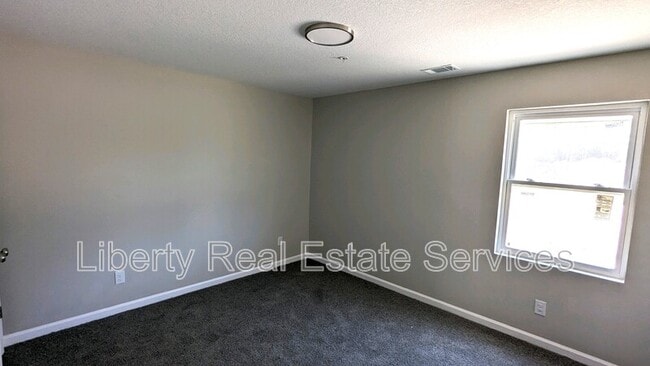 Photo - 1474 Kelly Dr Unit Apt 9