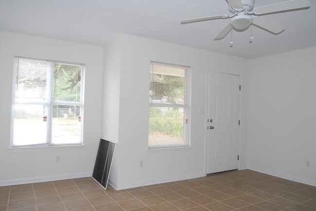 2211 16th Ave