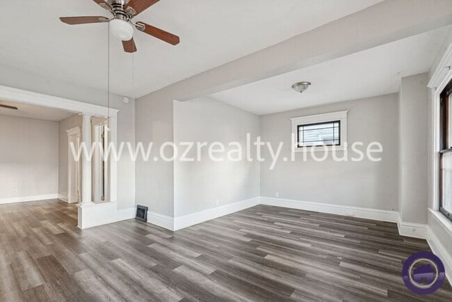 Photo - 2824 Chestnut St