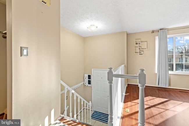 Photo - 8469 Rippled Creek Ct