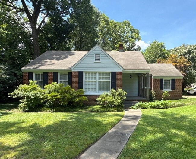 Building Photo - 907 Echles St Rental