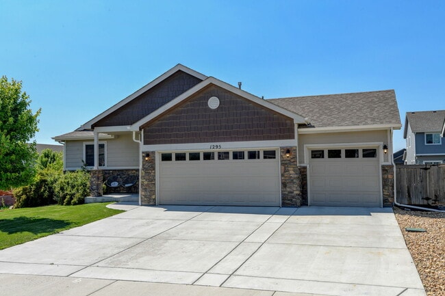 Photo - 1295 Wild Basin Rd House