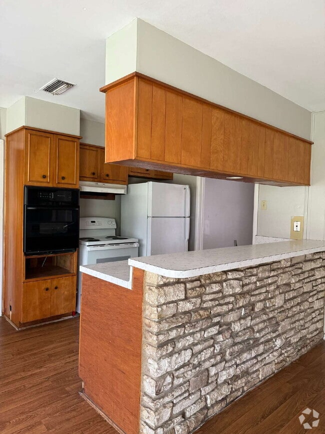 Building Photo - 5702 Ben Casey Dr Rental