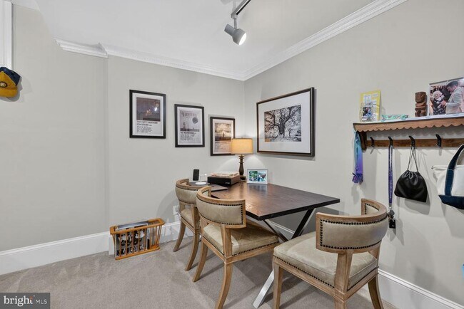 Photo - 1736 18th St NW Unit T2