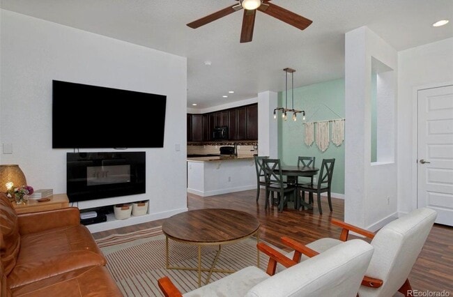 Photo - 2053 W 67th Pl