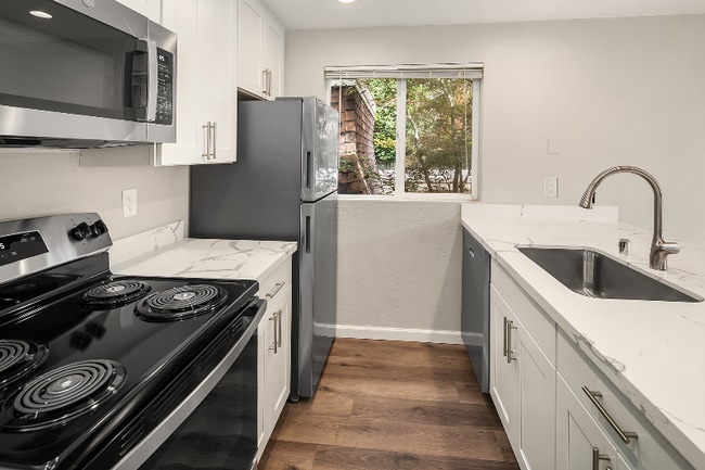 Photo - 14314 NE 7th Pl