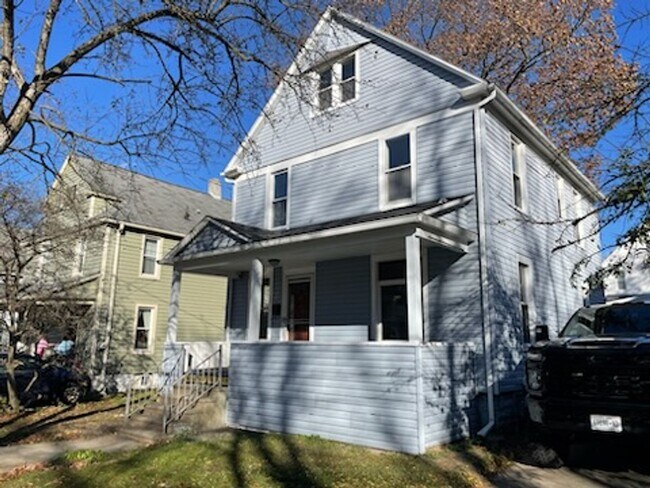 15 Duane Ave Unit 15 Duane