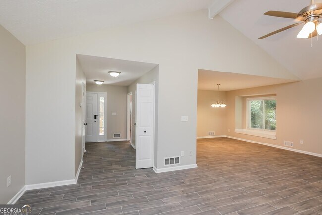 Photo - 1255 Taramore Dr