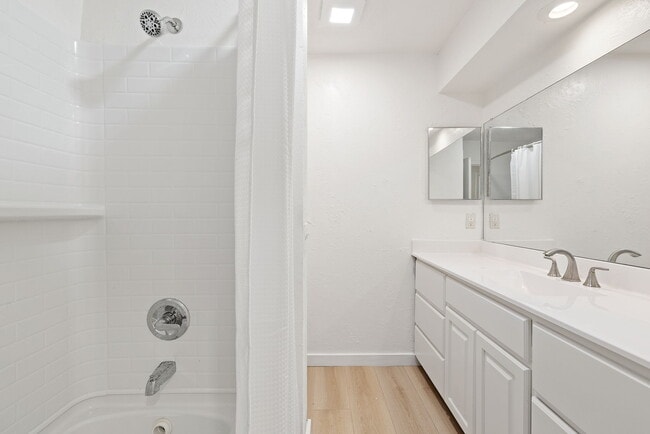 Photo - 1912 N Floyd Rd