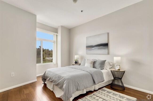 Building Photo - 1642 Seventh Ave Unit 319 Rental